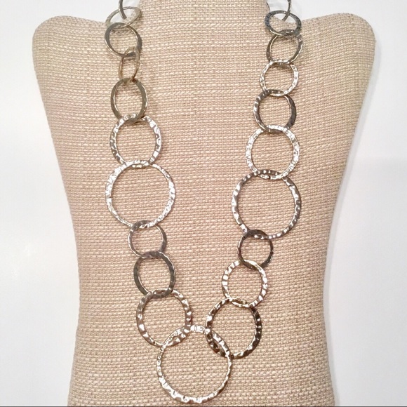 Circle Link Necklace - Picture 2 of 4